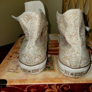 Converse-Womens High Top